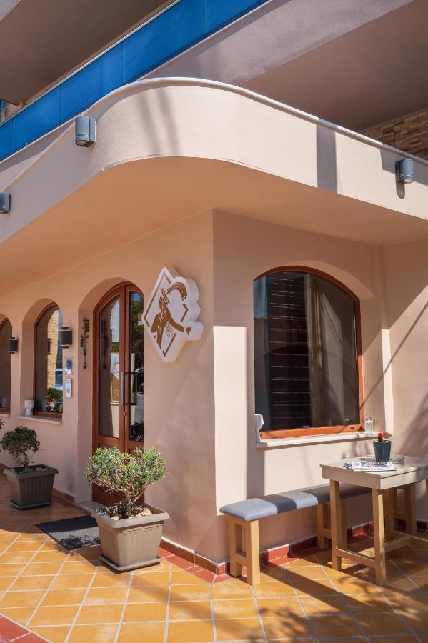 Minos Boutique Hotel Agia Galini  Exterior photo